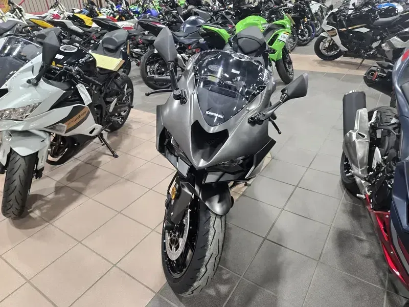 NEW 2026 KAWASAKI NINJA ZX-6R ABS Image 7