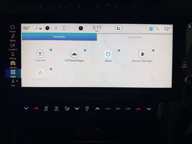 New 2026 Jeep Grand Cherokee Limited 4x4Image 36