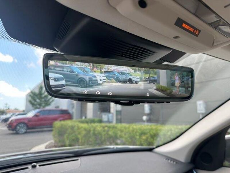 2020 Land Rover Discovery Sport SE