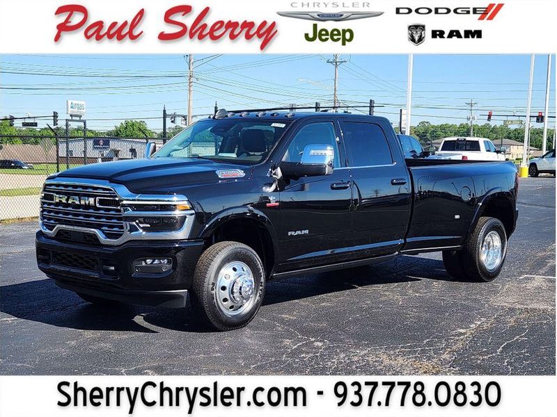 New 2026 RAM 3500 Limited Longhorn Crew Cab 4x4 8' Box
