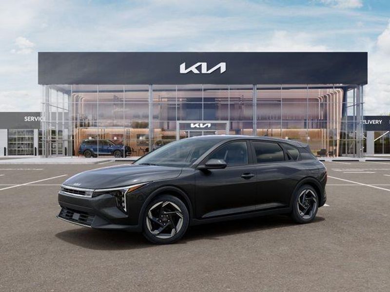 New 2026 Kia K4 EXImage 4