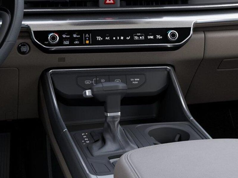 New 2027 Kia Carnival LXImage 24