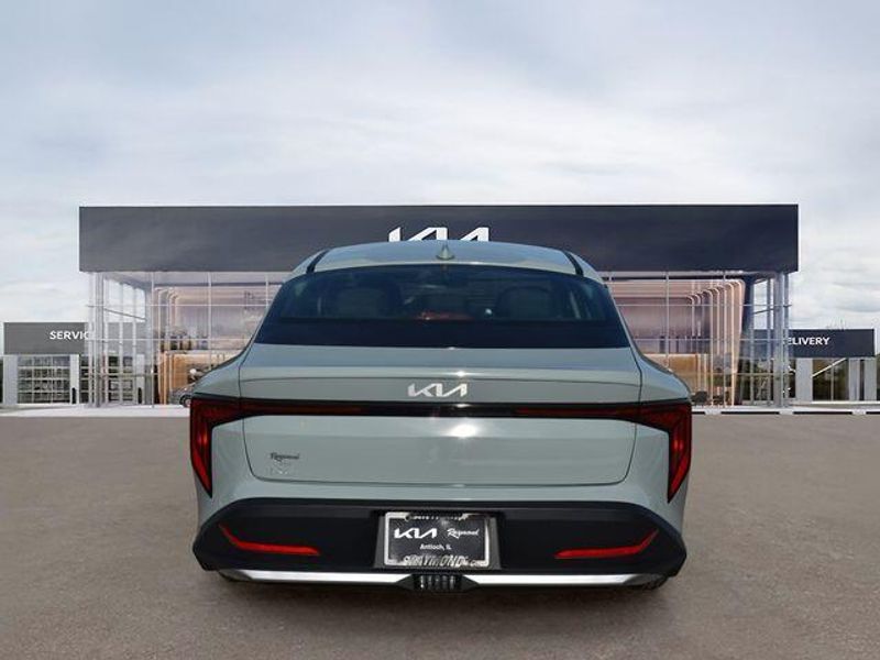 New 2026 Kia K4 LXSImage 5