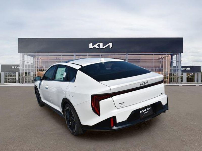 New 2026 Kia K4 GT-LineImage 6