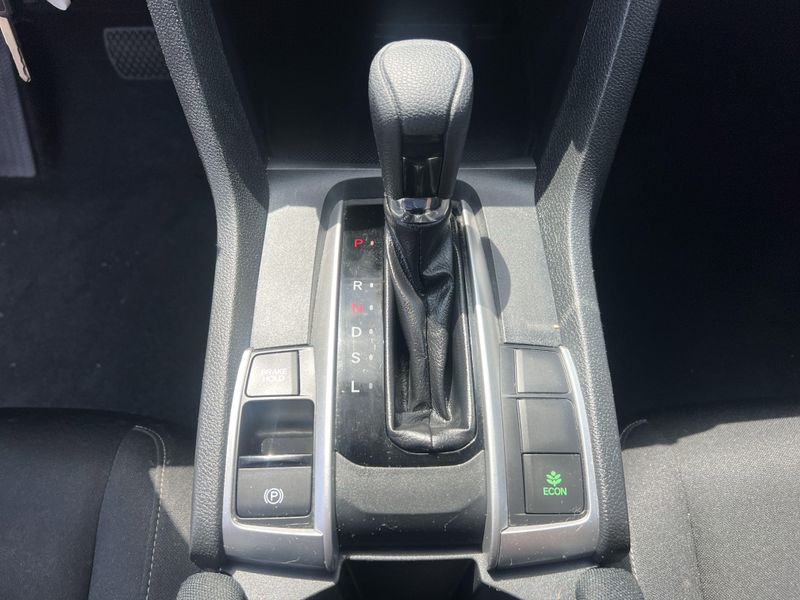 Used 2016 Honda Civic Sedan LXImage 13