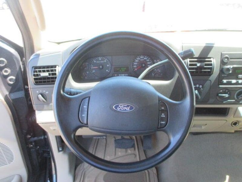 2006 Ford F-250 Image 20