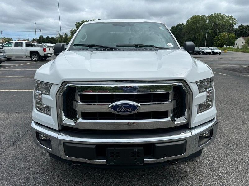 2017 Ford F-150 XLT photo 4