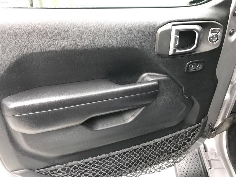 Used 2020 Jeep Wrangler Unlimited FreedomImage 9