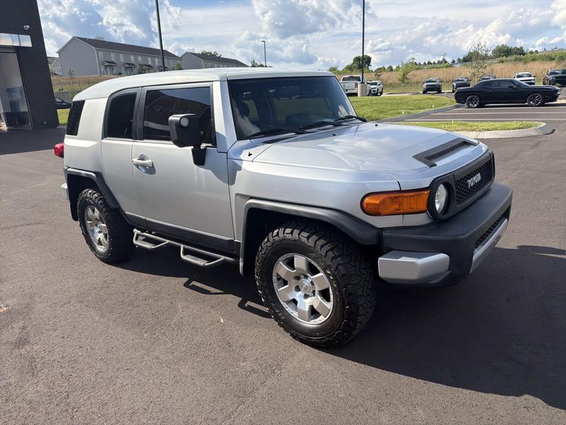 Used 2007 Toyota FJ Cruiser Image 7