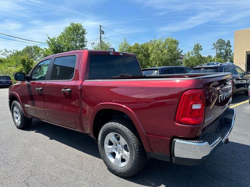 2025 RAM 1500 Big Horn Crew Cab 4x4 5