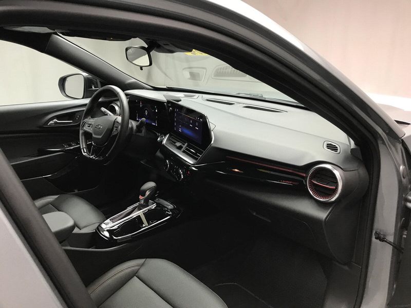 Used 2024 Chevrolet Trax 2RSImage 22