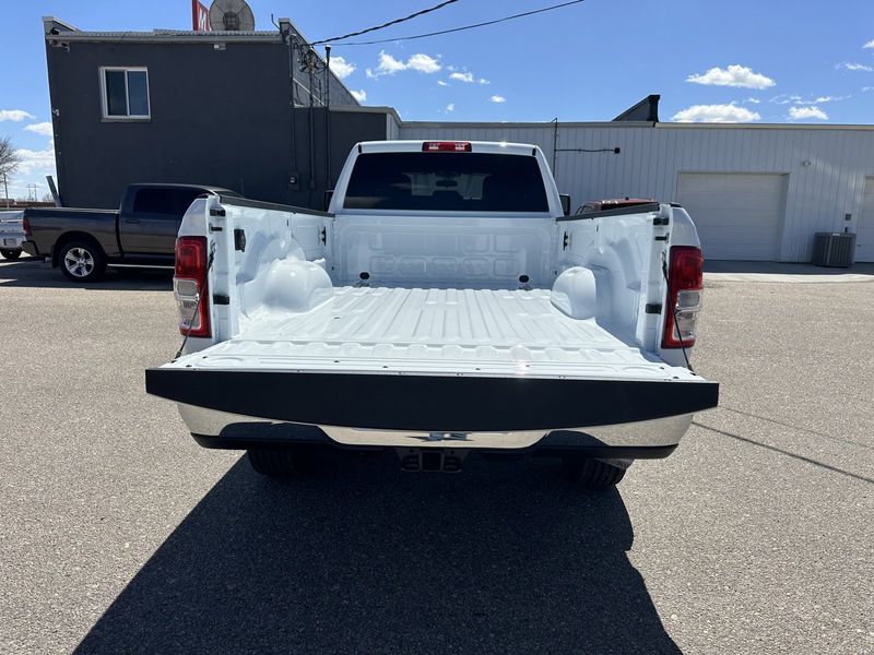 2024 RAM 3500 Tradesman Crew Cab 4x4 8