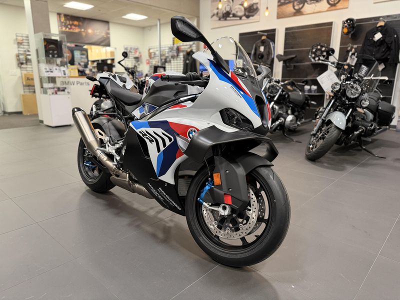 2026 BMW M 1000 RRImage 7