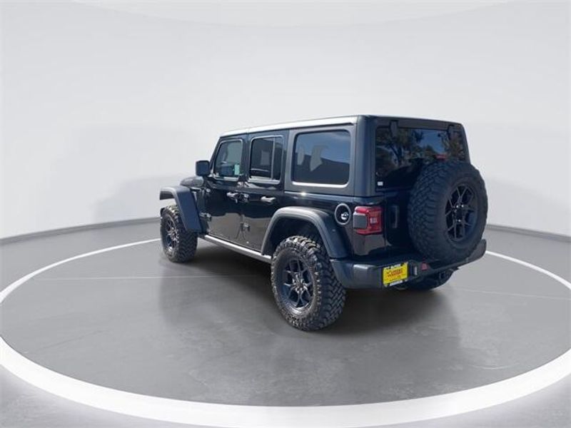 2025 Jeep Wrangler 4-door WillysImage 6