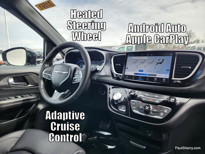 New 2026 Chrysler Voyager Lx