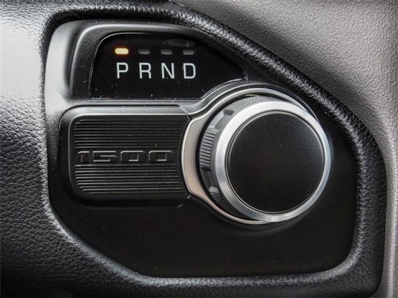 2022 RAM 1500 Big Horn Crew Cab 4x2 5