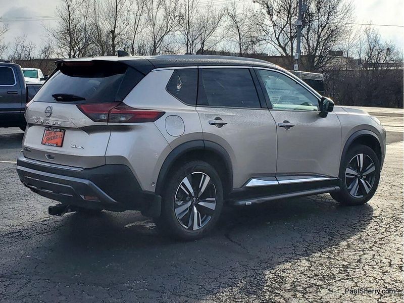 Used 2023 Nissan Rogue SL