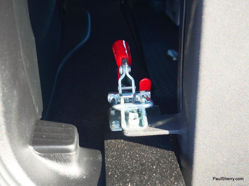 New 2026 Chrysler Voyager LX