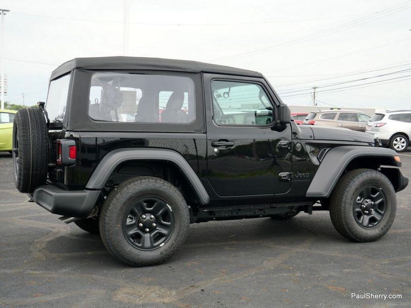 2025 Jeep Wrangler 2-door SportImage 11