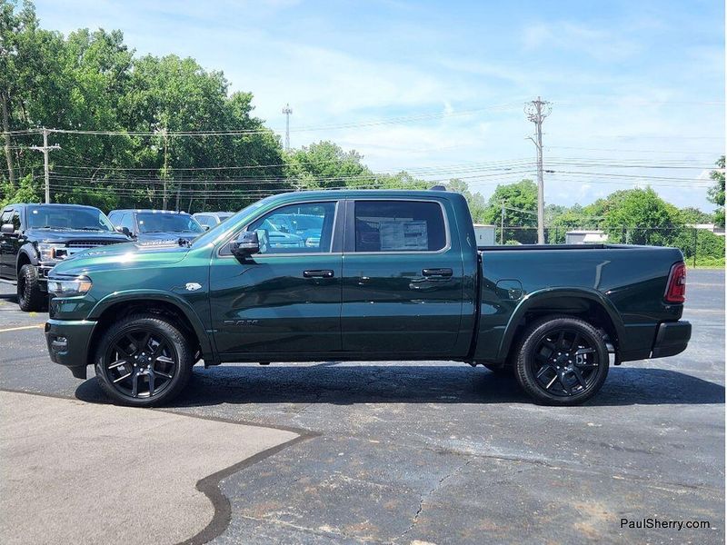 New 2026 RAM 1500 Laramie Crew Cab 4x4 5'7' Box