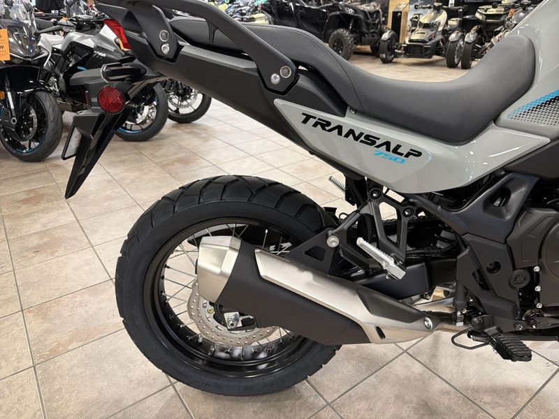 New 2026 Honda TRANSALP E-CLUTCH Image 22