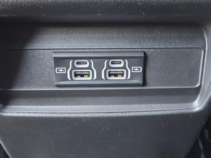 New 2026 Jeep Grand Cherokee L Laredo 4x2