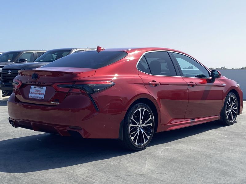 2020 Toyota Camry SEImage 4