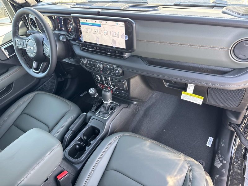New 2026 Jeep Gladiator Mojave X 4x4