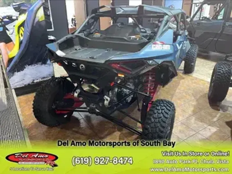 2025 Can-Am MAVERICK R MAX X RS 999T DCT Image 8