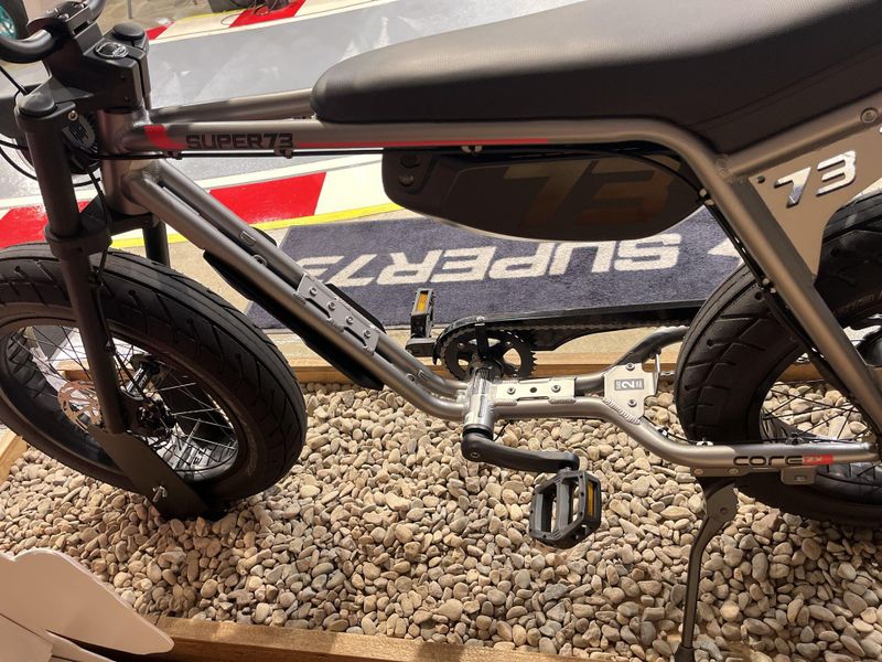 New 2026 Super73 THE COMFORTABLE COMMUTER Image 9