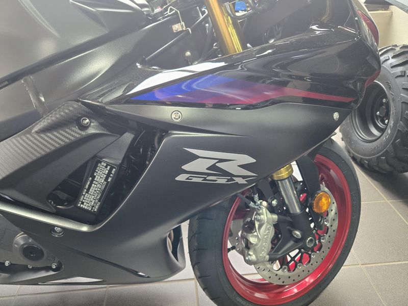 NEW 2026 SUZUKI GSXR750 Image 6