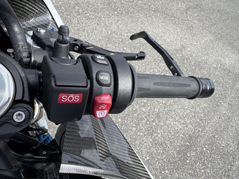 2024 BMW S 1000 RR 
