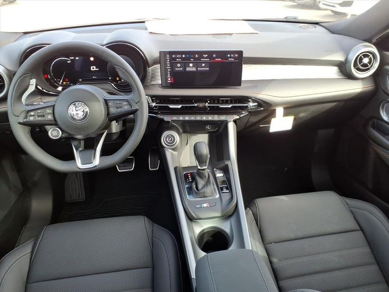 New 2026 Alfa Romeo Tonale Veloce AwdImage 12