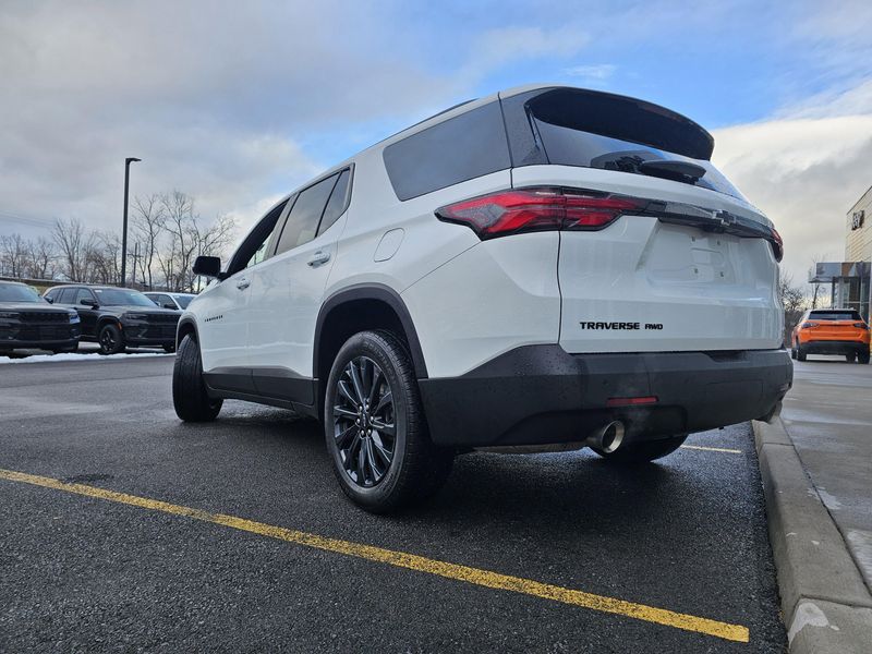 Used 2023 Chevrolet Traverse RSImage 7