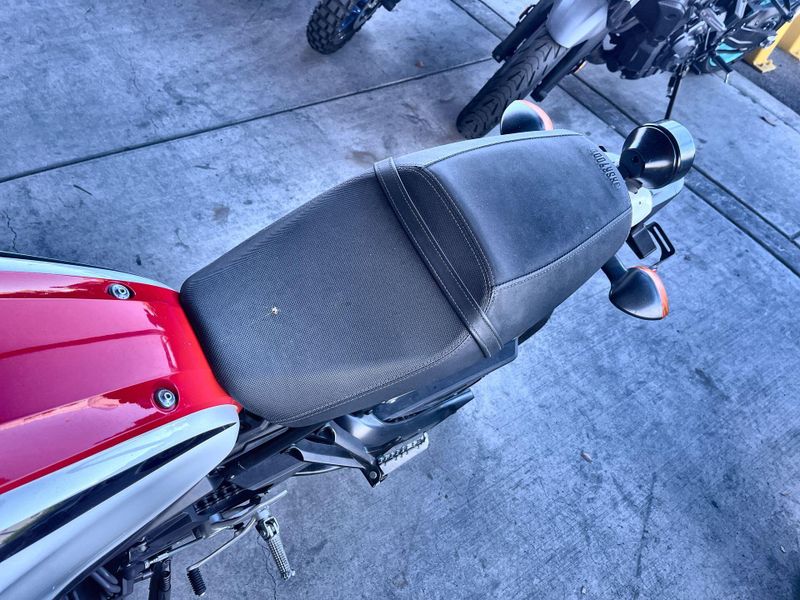 Used 2021 Yamaha XSR900 Image 19