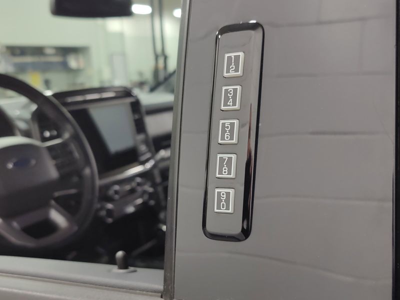 2021 Ford F-150 XLT SuperCab Sport 4x4 w/NavImage 29