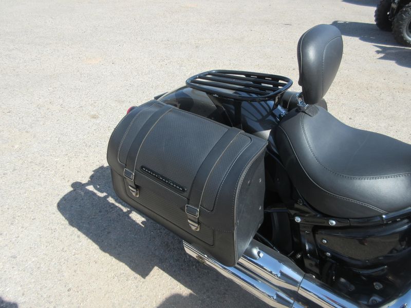 USED 2019 HARLEY SOFTAIL SLIM Image 18