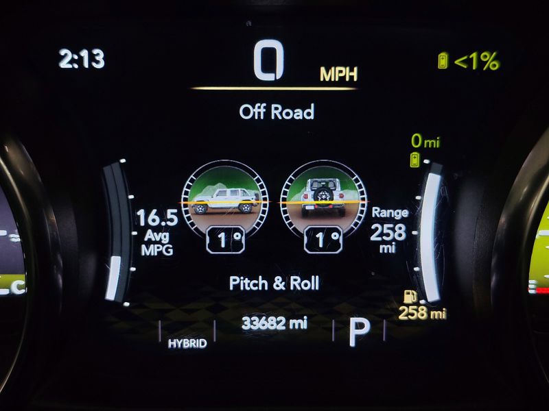Used 2022 Jeep Wrangler 4xE Rubicon w/Sky 1-Touch Power TopImage 27