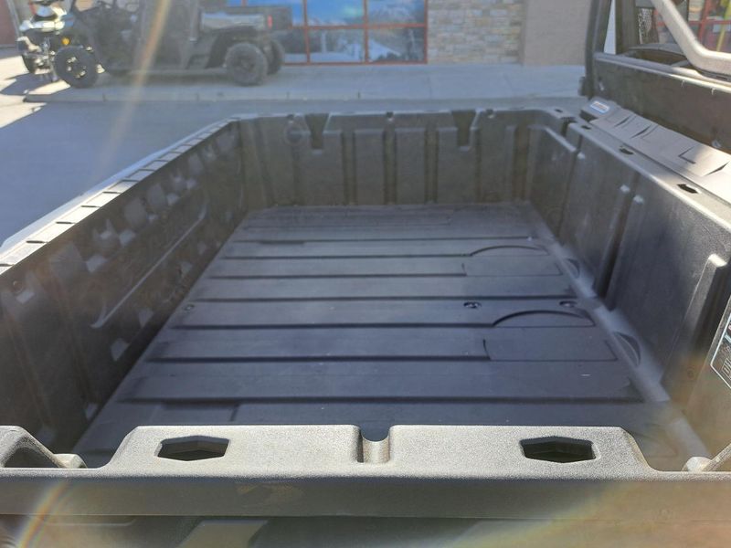 New 2026 Can-Am SSV DEF 62 HD7 GN 26 DPS HD7 