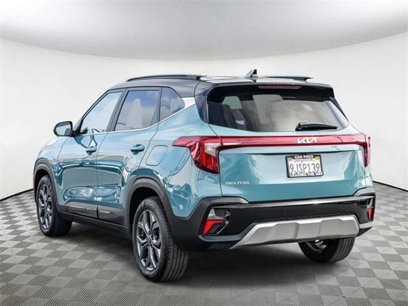 2024 Kia Seltos SImage 6