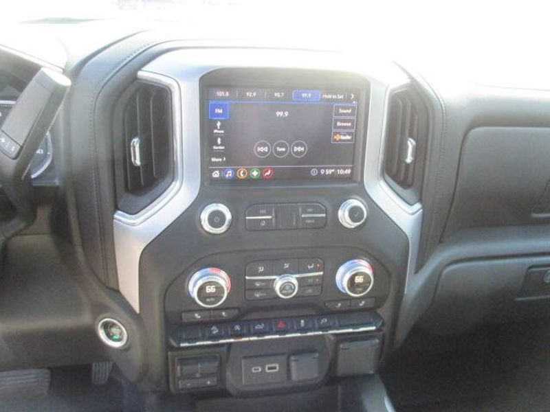 Used 2020 GMC Sierra 1500 ElevationImage 20