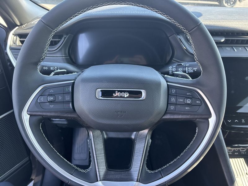 New 2026 Jeep Grand Cherokee Limited Reserve 4x4Image 29