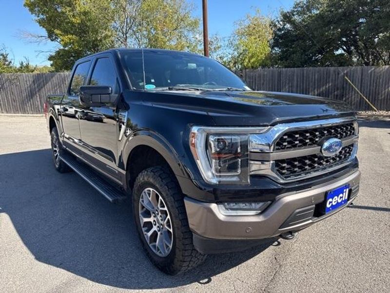 2023 Ford F-150 XL photo 3