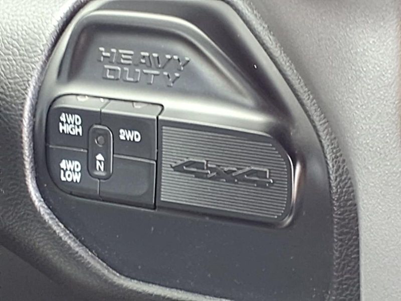 2024 Ram 2500 Big Horn photo 10