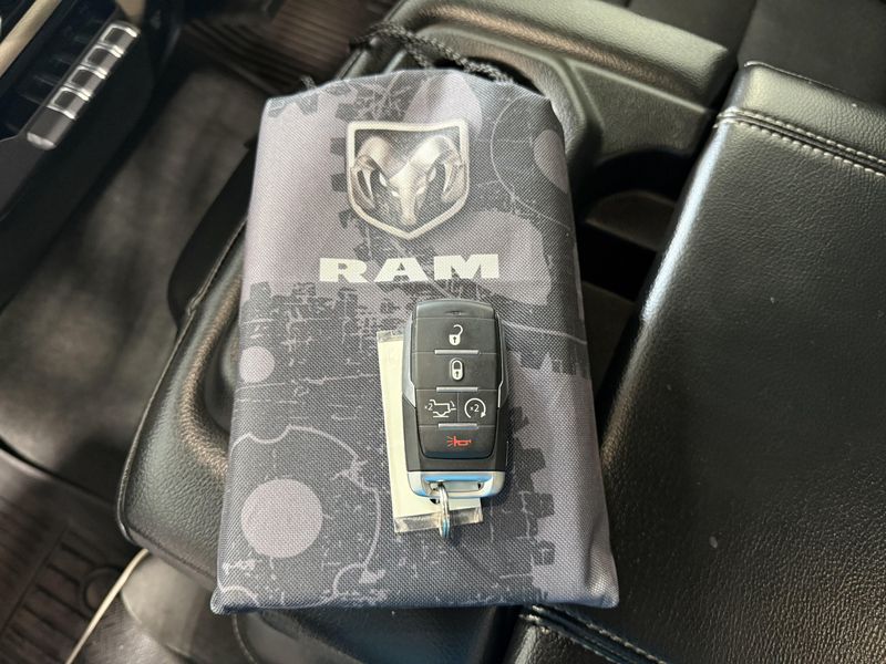 Used 2021 RAM 1500 LaramieImage 17
