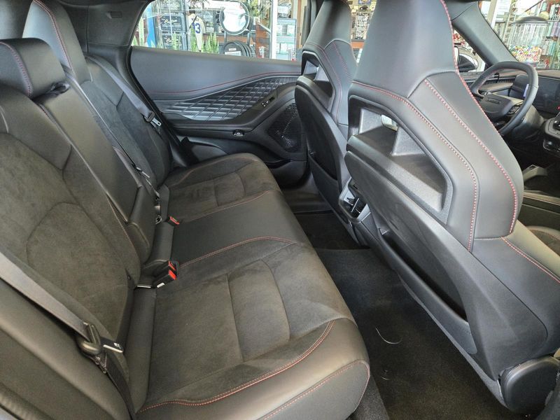New 2026 Dodge Charger Daytona Scat Pack 4-door Awd