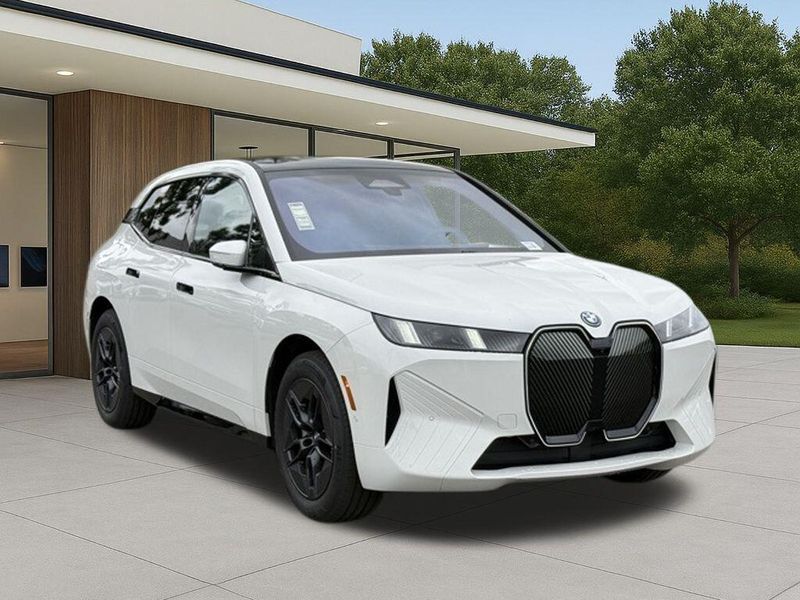 New 2026 BMW iX xDrive60Image 6