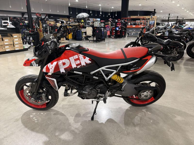 Used 2022 Ducati HYPERMOTARD 950 RVE Image 14