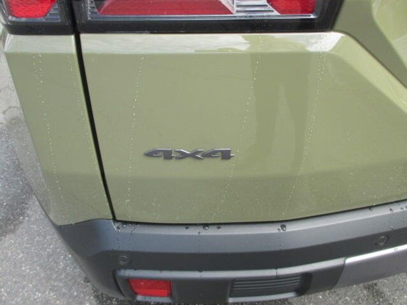 New 2026 Jeep Cherokee Laredo 4x4Image 12