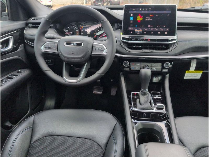 New 2026 Jeep Compass Latitude Altitude 4x4Image 32